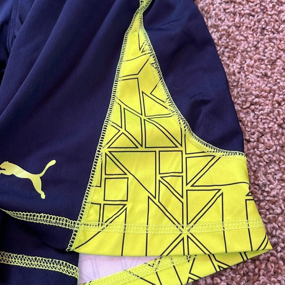 Boys Puma shorts - Picture 2 of 3